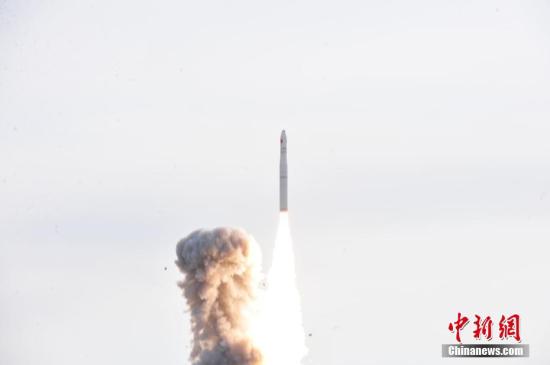 中国长征十一号运载火箭成功发射“一箭六星”
